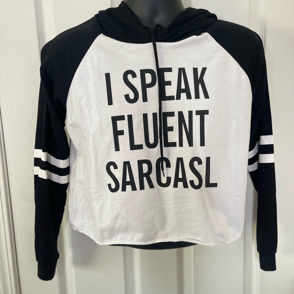 Tops - Black and White Crop Top with Bold Graphic